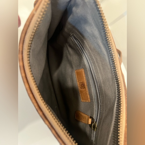 Frye Melissa Distressed Embroidered Floral Leather Shoulder Bag Tote Boho - Picture 7 of 12